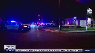 Woman shot in Auburn, suspect on the run | FOX 13 Seattle