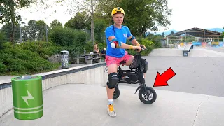 E-SCOOTER TRICKS AT SKATEPARK!