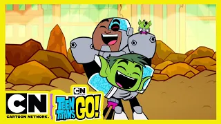 Cyborg and Beast Boy's Hungry Bromance | Teen TItans Go! | Cartoon Network UK