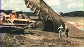 Construction of Gavins Point Dam