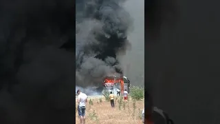 Marmaris de yolcu otobüsü cayır cayır yandı