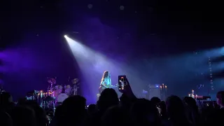 Weyes Blood - Picture Me Better (Live at The Forum, Melbourne, 2023)