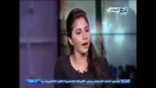 شاهد ياسمينا تغني عن العشاق بدون مايكرفون