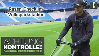 So entsteht das Rasen-Muster auf dem FUSSBALLFELD! ⚽ | Kabel Eins | Achtung Kontrolle