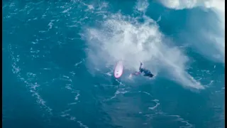 Big Wave Surfer Wipeout, Skips Across the Water and Ragdolls. JAWS Maui Hawaii, Peahi Paddle Surfing