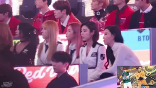 [171231] MBC 가요대제전 Mamamoo reaction to BTS "고민보다 Go" short part 직캠