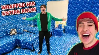 CHRISTMAS WRAPPING HIS ENTIRE ROOM