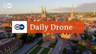 #DailyDrone: Holstentor, Lübeck