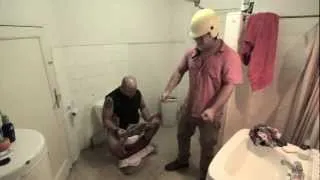 HARLEM SHAKE (BATHROOM)