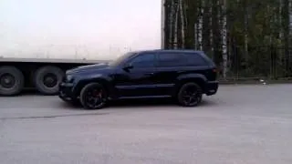 Grand Cherokee srt-8 рвёт с места!