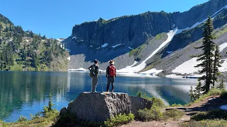 Chain lake loop trail, Washington, USA