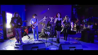 Heart of Glass cover - cleo with the School of Rock Show Team