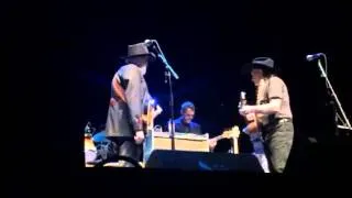 Willie Nelson and Merle Haggard - Crazy - Austin Texas 11/11/2014