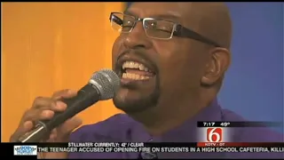 Tavis Minner - Feeling Good (Live on TV News)