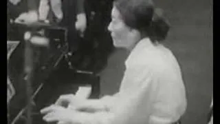 Annie Fischer - Chopin Concerto no. 1 part 4/4