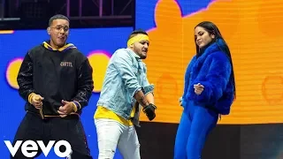 Daddy Yankee | Dura (REMIX) ft. Bad Bunny, Natti Natasha & Becky G ( En Vivo )