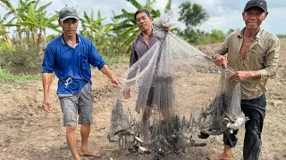 Một ngày kéo chài trên kênh Sóc Mồ Côi của ông cháu quá trúng/ Món cá kho lạc quá ngon/TPĐ#55