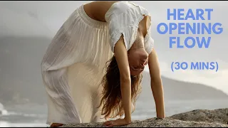 30 Min Vinyasa Yoga Flow | HEART OPENING FLOW