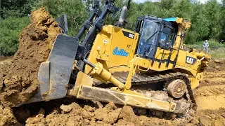Cat D9T Dozer Pushing Clay