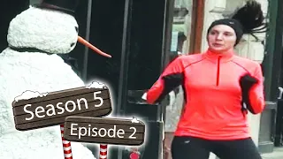 Scary Snowman Is A SAVAGE PRANK