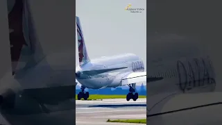 Qatar Airways Boeing 787-9 Landing #shorts