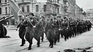 Парад войск союзников в Берлине седьмого сентября 1945 года