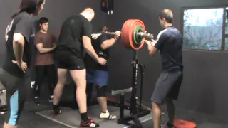 Ricardo Barreto 300kg / 660lbs Squat Raw for 3 reps