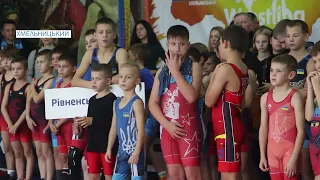 Хмельницькому пройшов турнір з вільної боротьби "Олімпійські надії Поділля"