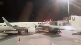 Lufthansa LH1872: Munich to Rome Fiumicino | Pushback, taxi and takeoff | Airbus A321 | D-AIRS