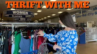 THRIFT WITH ME IN NEW ORLEANS! Day in My Life as an eBay + Poshmark Reseller