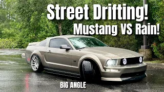 Mustang GT Street Drifting in the Rain POV
