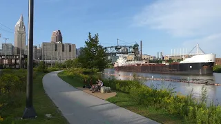 American Courage on the Cuyahoga River Time Lapse