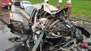 Car Crash Compilation | Fatal Car Accident #47 STUPID DRIVERS