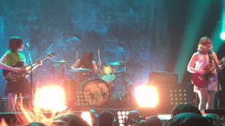 Sleater Kinney- What's Mine Is Yours (Tabernacle Atlanta)