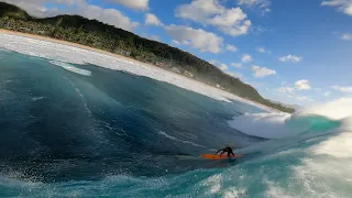 RAW POV HEAVY WAVES BOARD BROKE IN MY HANDS