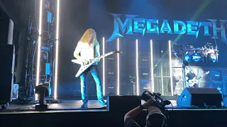 Megadeth “live” sweating bullets at the germania insurance amphitheater.