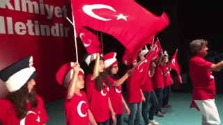 571 - Taksim Meydanı'nı ''TÜRKİYEM'' ile coşturdu #15temmuzdemokrasinobeti 20.gün-Nara Sümeyye