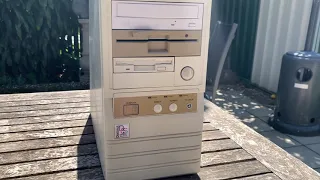 Pentium 200 MMX Retro Computer