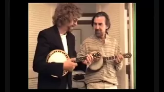 Jeff Lynne & George Harrison play banjos