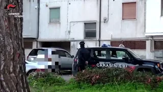 Estorsione ai danni di un ristoratore: due arresti a Girifalco