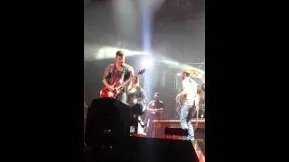 Eric Church & Joanna Cotten - That's Damn Rock and Roll (Memphis, TN) 10/31/14