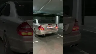 Mercedes w211 e500 exhaust sound