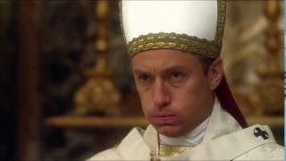 Jude Law (The Young Pope) – Still Falling For You