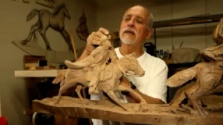 The Wood Magician - Osvaldo Orellana, Wood Sculptor