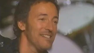 Waitin’ on a Sunny Day - Bruce Springsteen (live at the Hayden Planetarium, New York City 2002)