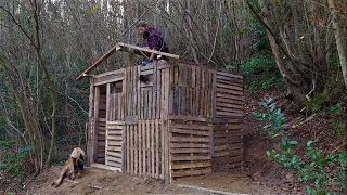 Building an off-grid Pallet Cabin for $ 14 Alone - Cheap off grid Homestead Build (Part:1)