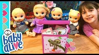 💗Baby Alive Valentine's Day! A SURPRISE BOX for the Triplets! 😍 Kitty takes Emma's LOL card!