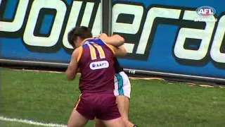 AFL Finals Moment - Alastair Lynch goes out swinging