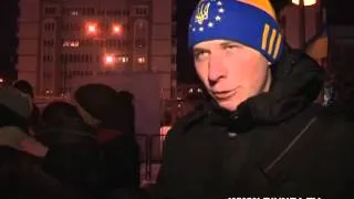 Колона протестувальників скандувала: "Рівне, вставай!"