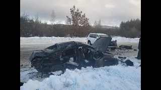 "Рено" на полном ходу столкнулся с "Прадиком": Смертельное ДТП в Вольском районе - 07.01.2022